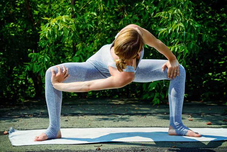 女人长期练瑜伽的危害的相关图片
